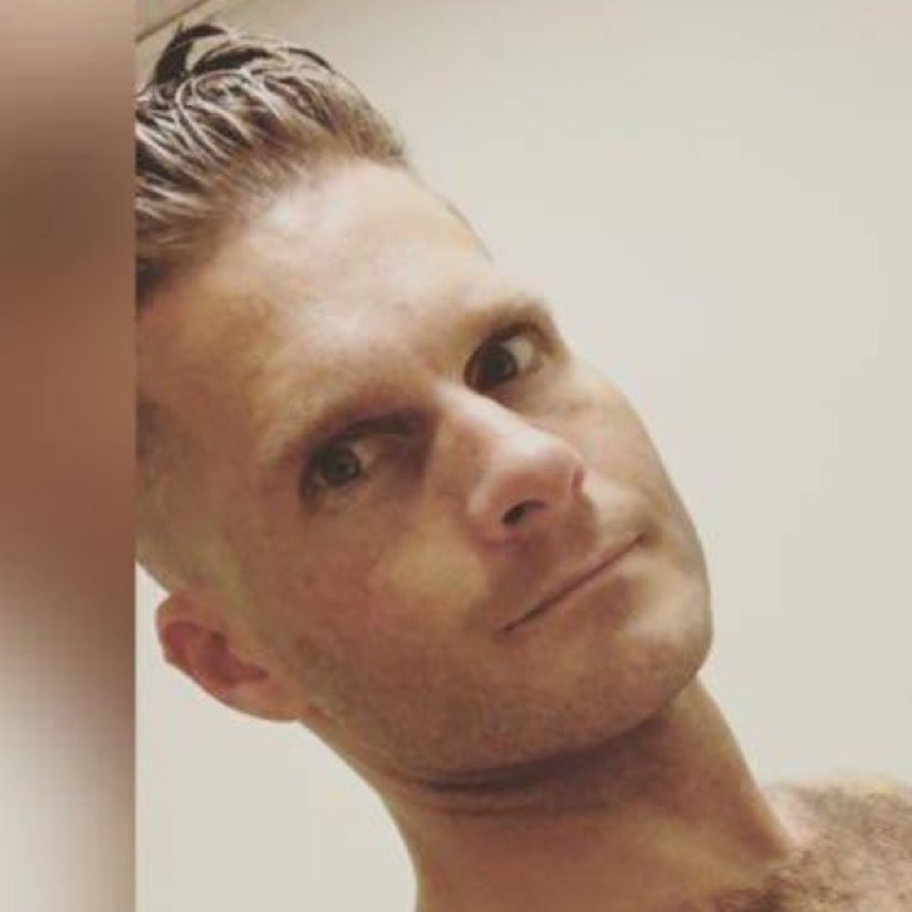 Meet your Posher, Elliot